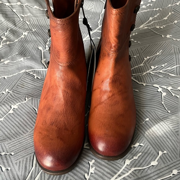 FRYE Lynn Military Short Boot women’s size 7 in Cognac BNIB - Picture 5 of 7